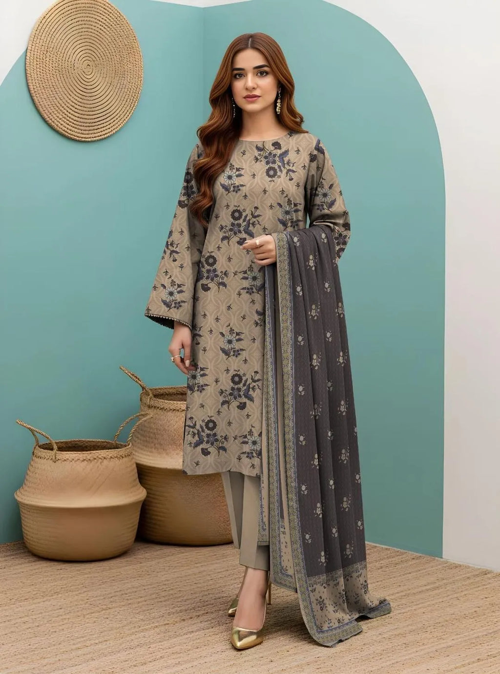 3 Pcs Women's Unstitched Printed Eid Festive Lawn S1024