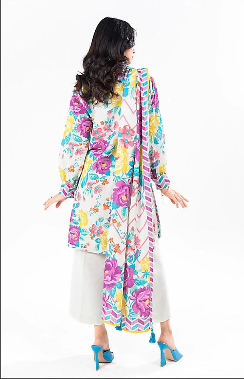 3 Pcs Women's Unstitched  Capriva Eid Luxe Collection S1015